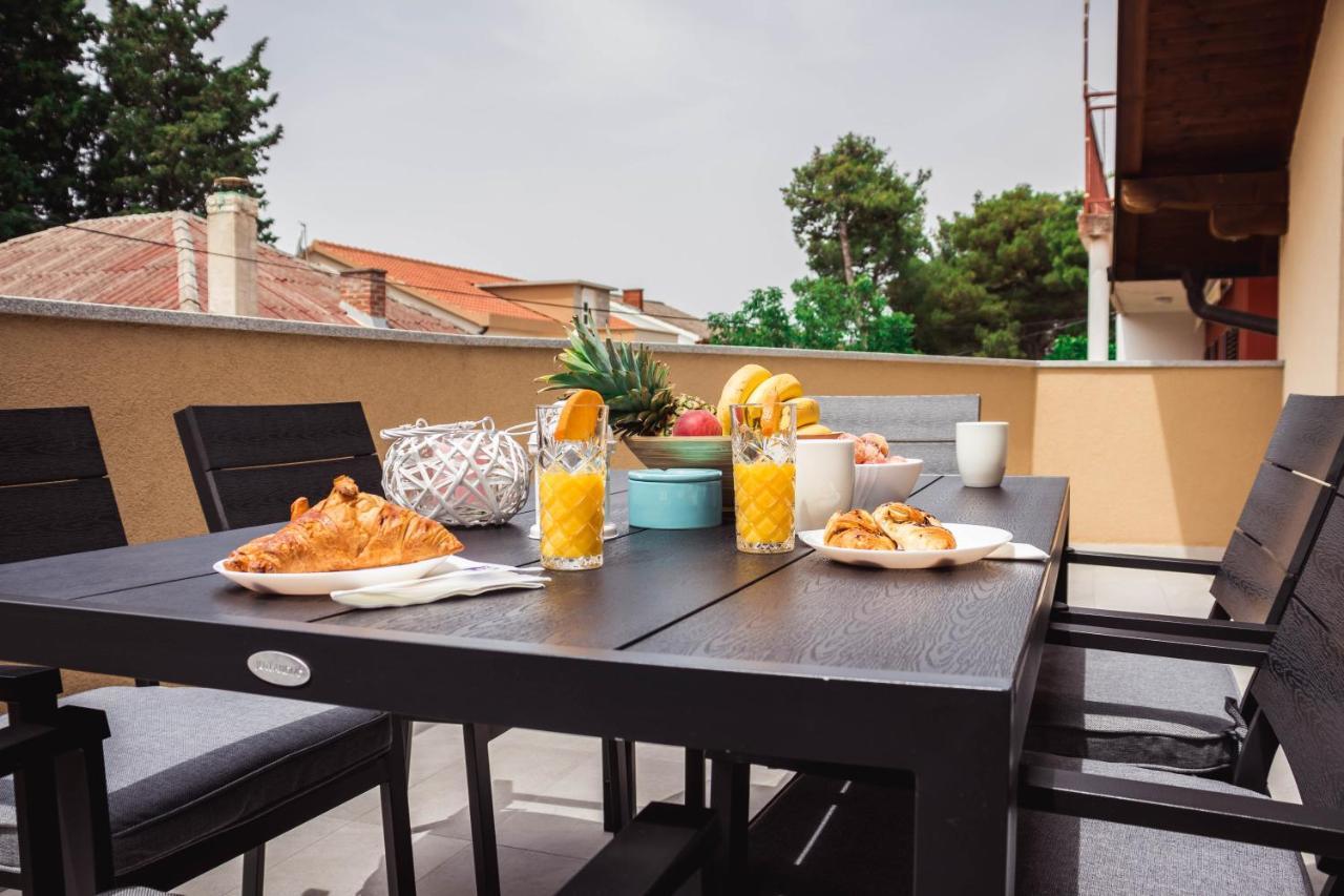 Apartmani Vuckovic Vodice Buitenkant foto