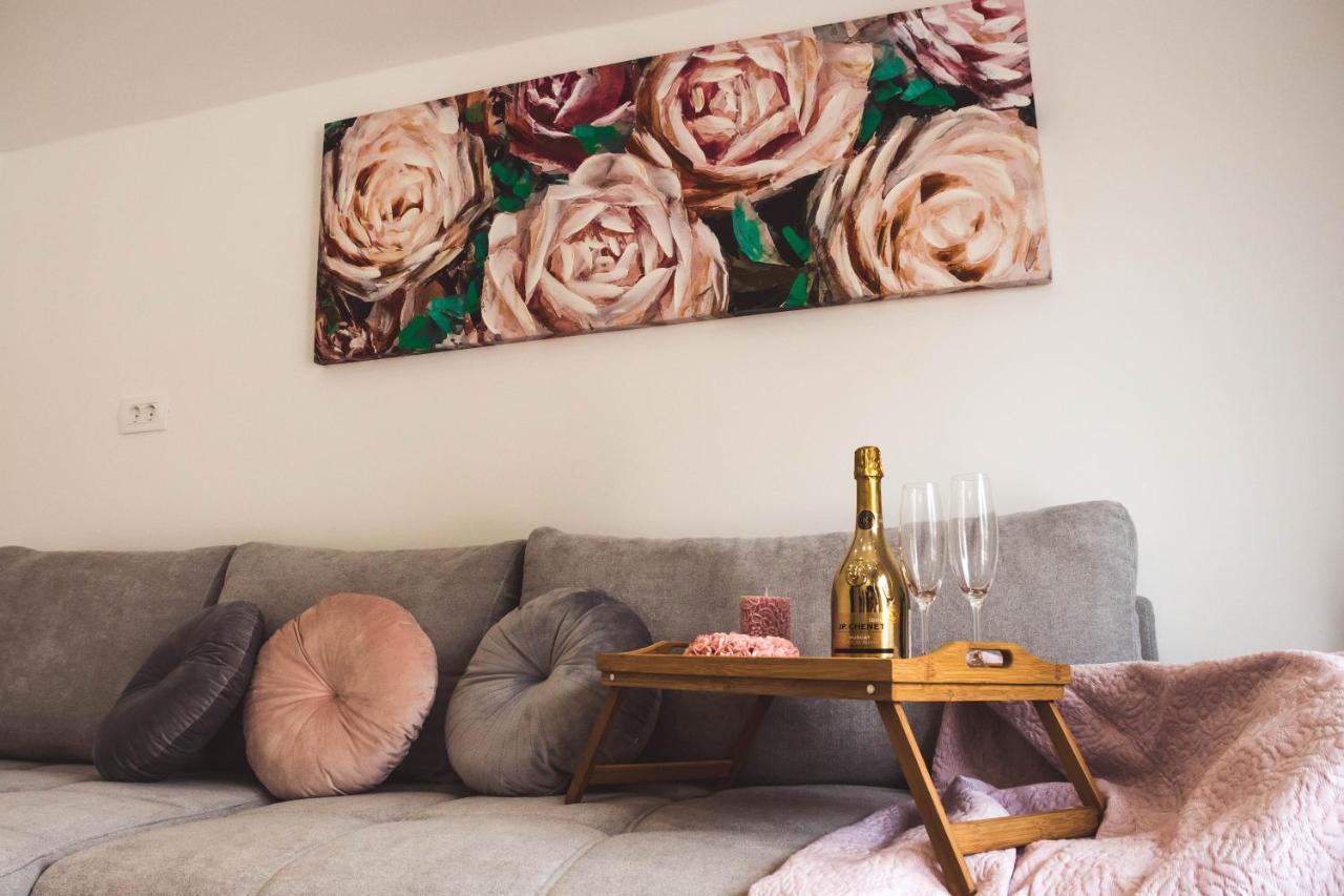 Apartmani Vuckovic Vodice Buitenkant foto